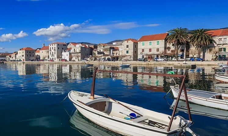 KaštelaApartman Lulyアパートメント エクステリア 写真